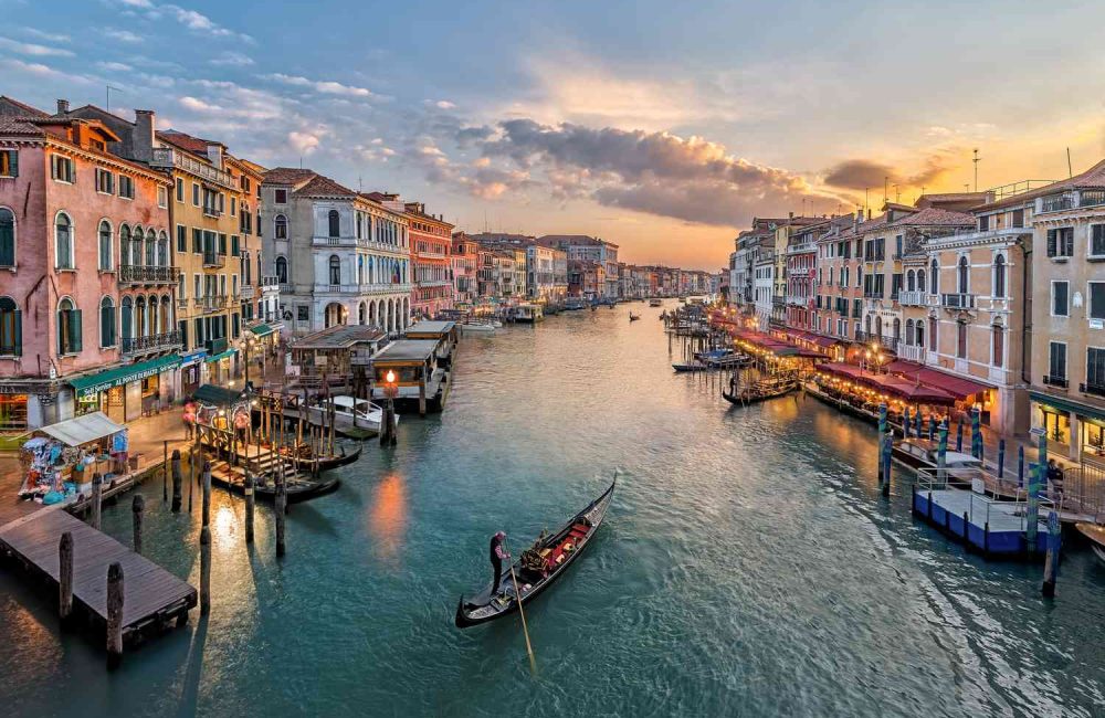 classic Venetian Gondola ride